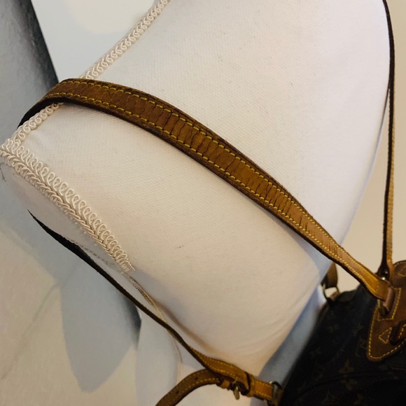 ❌SOLD❌❤️AUTH❤️Louis Vuitton Montsouris PM Backpack - Picture 6 of 12